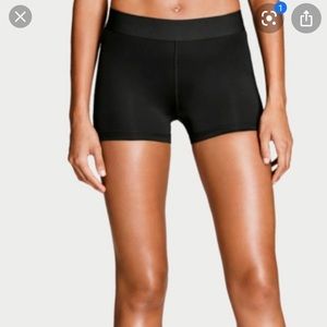 NWOT VS SPORT bike shorts